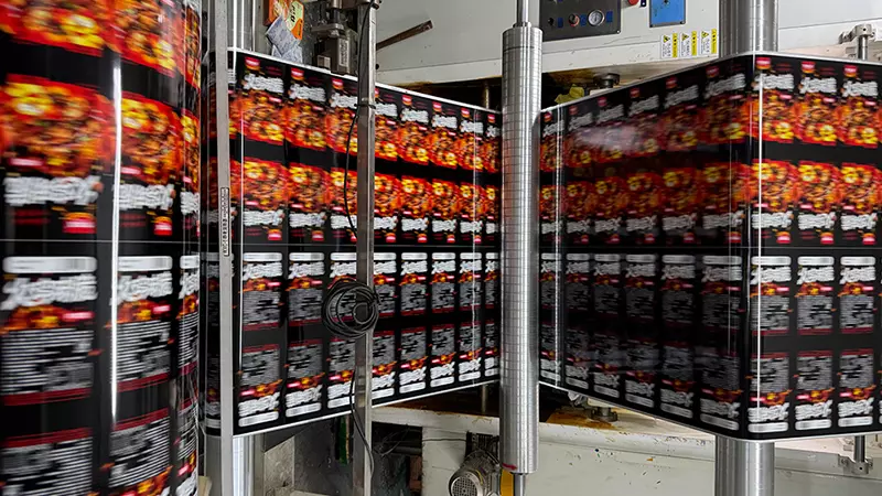 Custom-Printed Flexible Pouches for Condiments Boost Brand Shelf Visibility